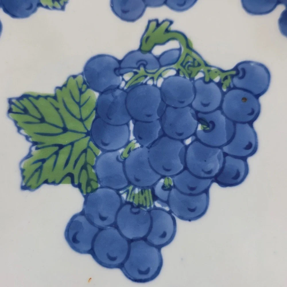 Vintage‎ Hand Painted Ceramic Grape Pedestal Bowl Scalloped Blue White Dish 7.5